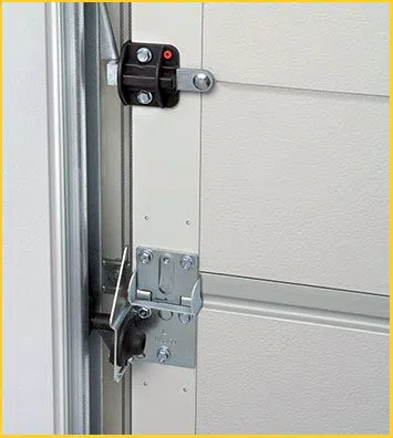 Lancaster Locksmith Store Lancaster, TX 972-512-6335 - garage-door-locks